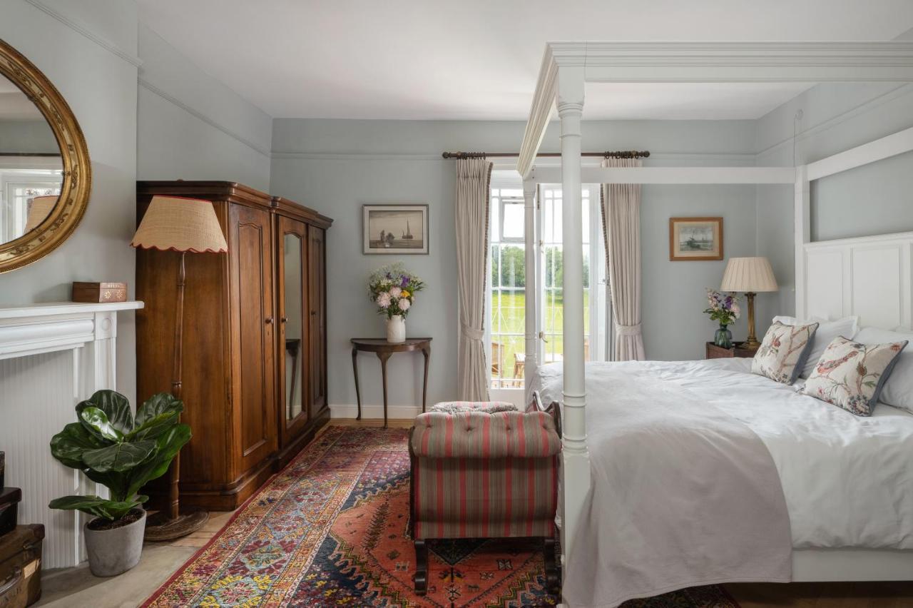 Henge Estate - Restored Manor House, Up To 11 En-Suite Bedrooms Shrewton Eksteriør billede