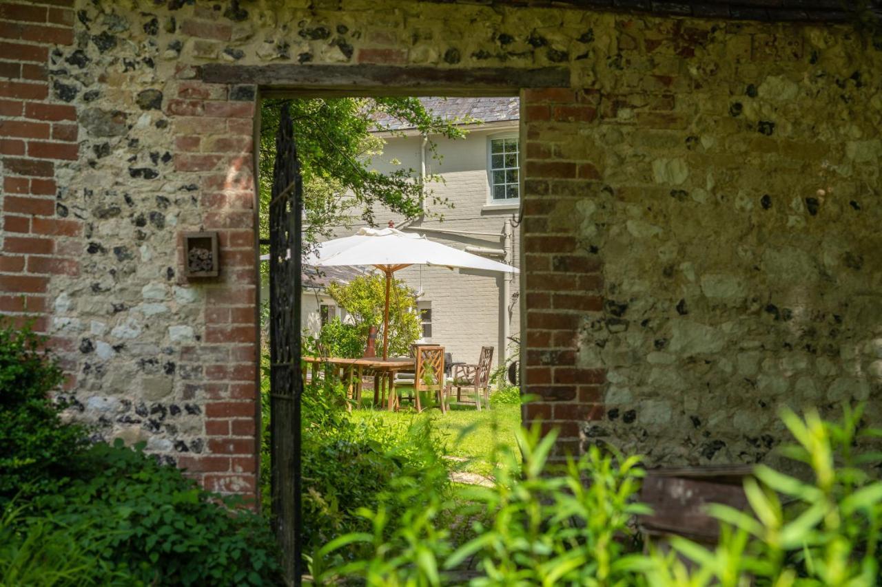 Henge Estate - Restored Manor House, Up To 11 En-Suite Bedrooms Shrewton Eksteriør billede